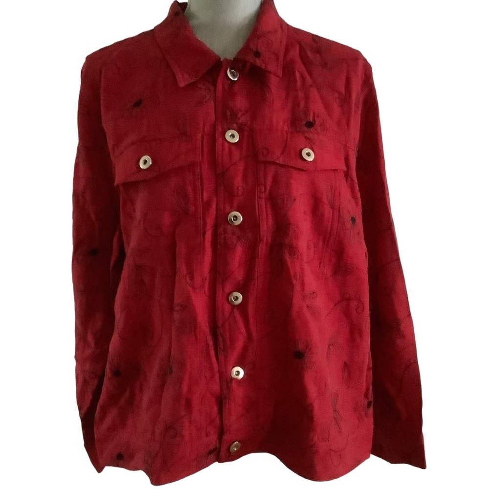 Silkland womens silk blend red with black embroidered flowers button up size XL